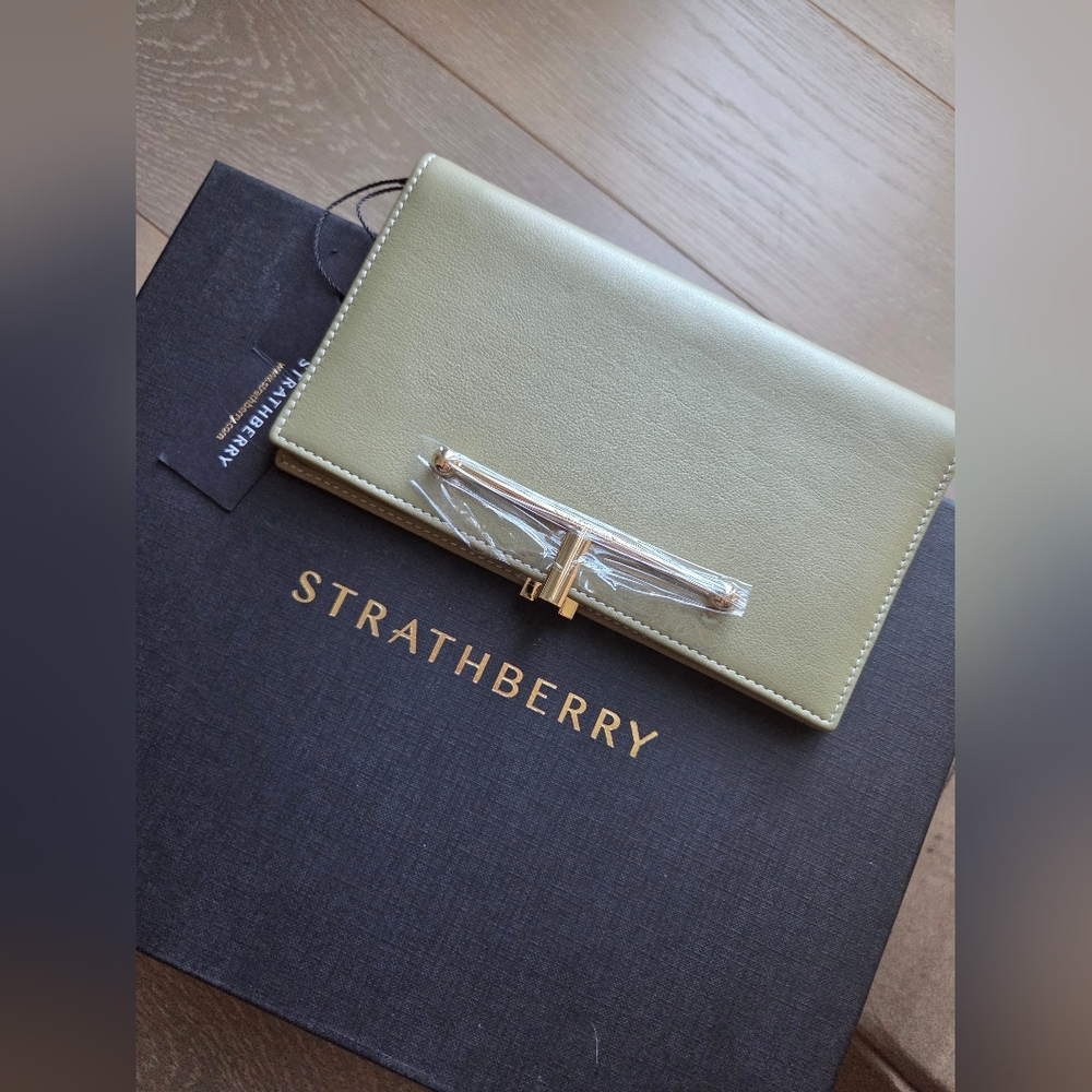 Strathberry Pistachio Large Melville NWOT wallet - Picture 11 of 12